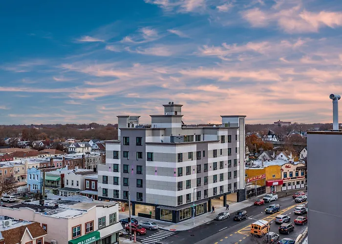Van Wyck & Suites Near Jfk Airport